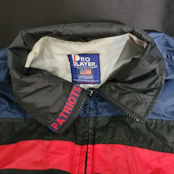 Vintage New England Patriots Pro Player Jacket Coat Windbreaker Size Large RARE - Picture 2 of 11
